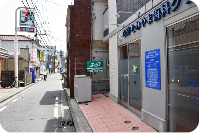 医院画像_通り風景